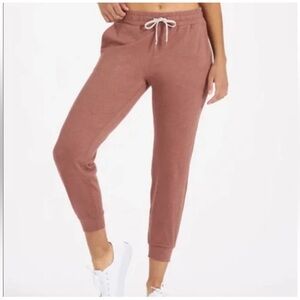 Vuori Performance Jogger Women’s DreamKnit Tamarind Heather